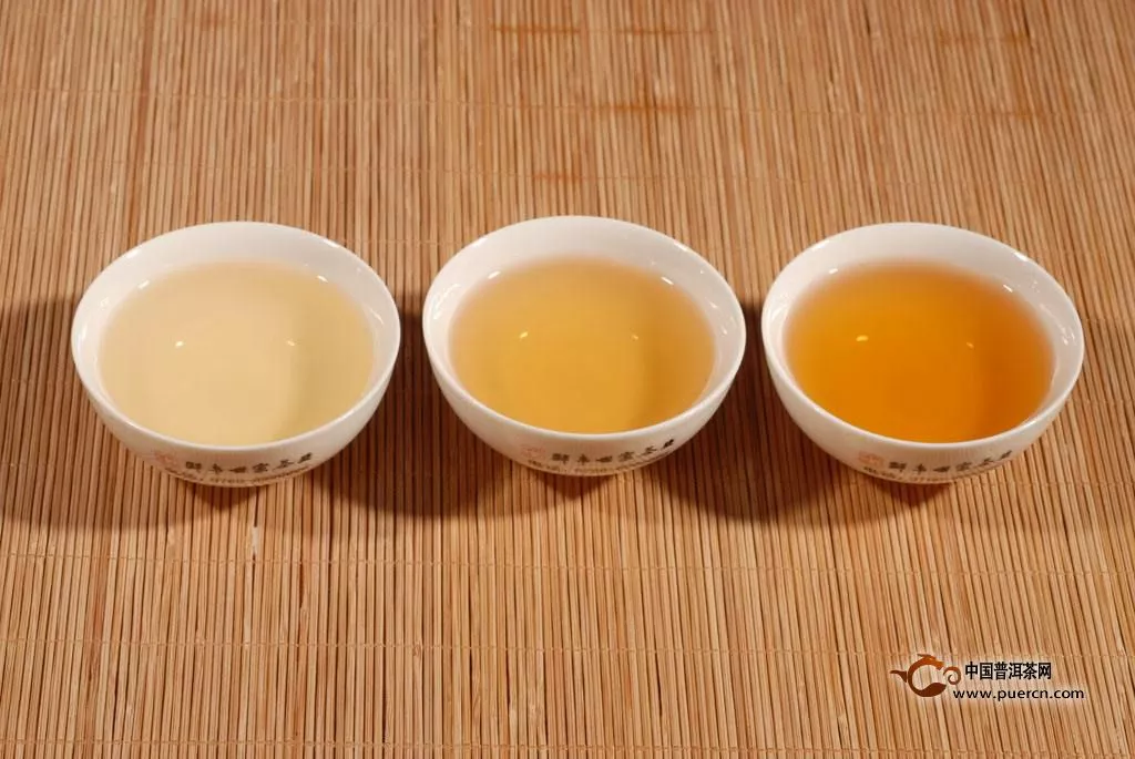 白茶的冲泡水温要求及冲泡技巧