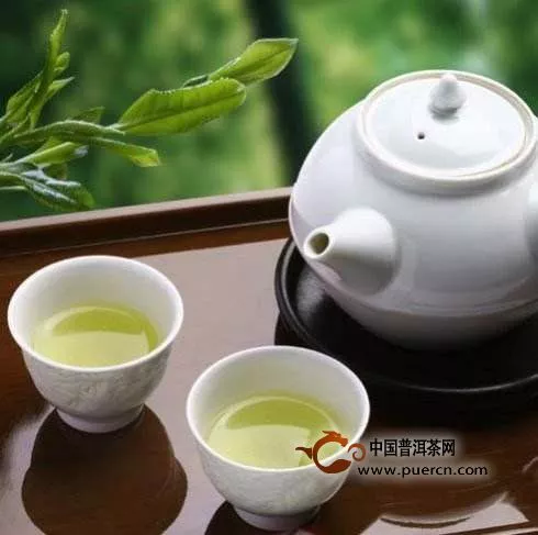 喝绿茶蜂蜜水能治咽炎吗