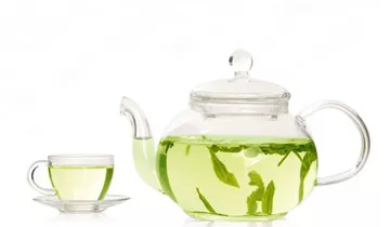 玻璃杯、陶瓷杯、茶壶哪种茶具更适合冲泡龙井茶？