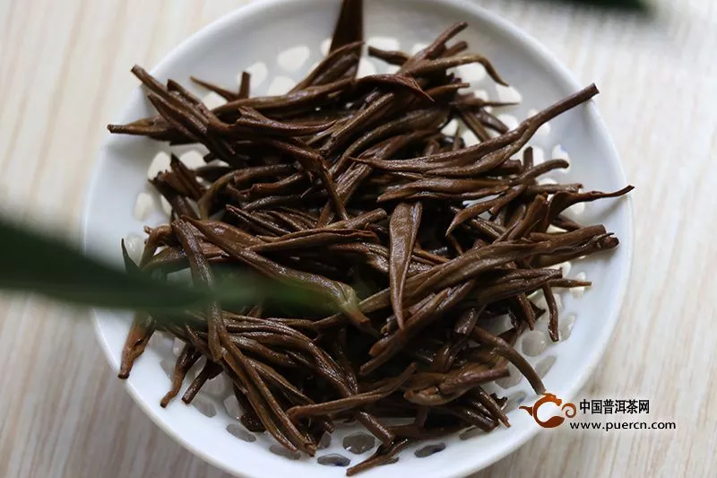 怎么鑒別正山小種紅茶品質(zhì)的優(yōu)劣