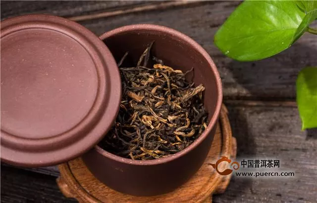 紫砂罐存茶的优点