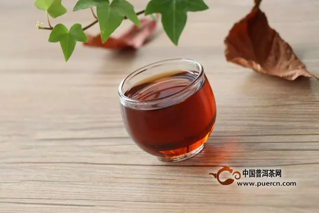 【茶言觀色】遇見萬紅揚2018年益菌普洱