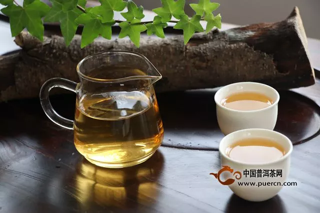 【茶言观色】遇见兴海茶业2018年典藏孔雀