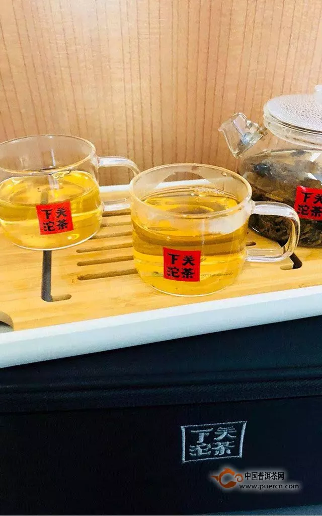 下關(guān)沱茶號(hào)：傳統(tǒng)普洱茶發(fā)出的第一列高鐵！