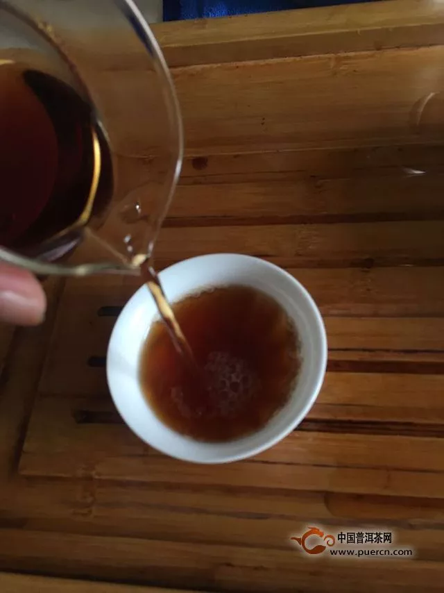 经典加精 超越传统 品饮2015年中茶精品7581