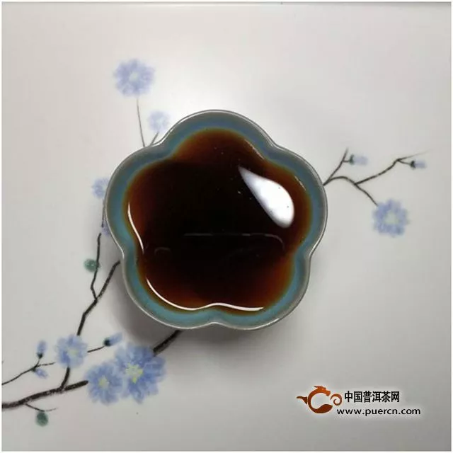 來自大理無量山的韻味——試飲俊仲號紫條茶