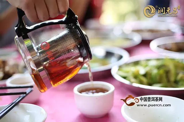 国庆长假，一千人有一千种度假方式，看不同场合的喝茶指南！