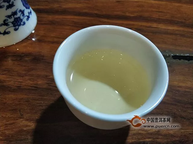 中秋月圓遇靈葉，茶醉秋風無俗聲-2018年八角亭冰島古樹品評記