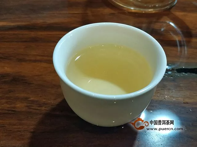 中秋月圓遇靈葉，茶醉秋風(fēng)無俗聲-2018年八角亭冰島古樹品評記