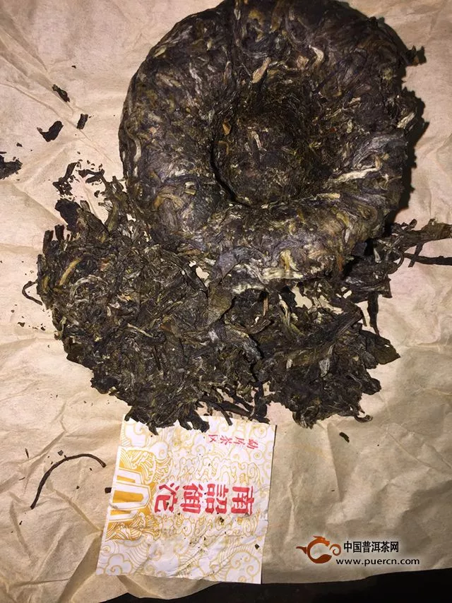 一杯融入五年時(shí)光的茶湯——記南詔御沱開湯貼