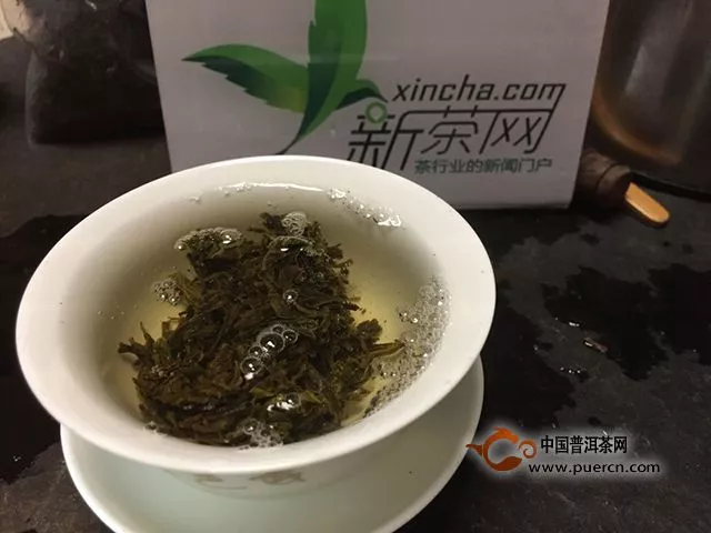 一杯融入五年時(shí)光的茶湯——記南詔御沱開湯貼