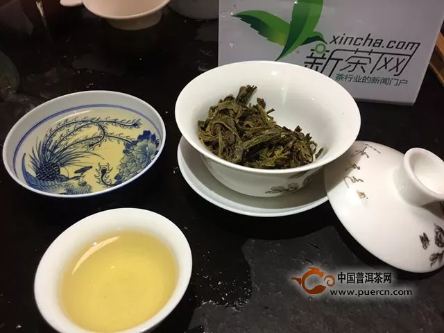 一杯融入五年時(shí)光的茶湯——記南詔御沱開湯貼