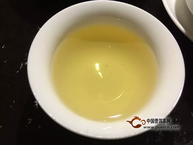 一杯融入五年時(shí)光的茶湯——記南詔御沱開湯貼