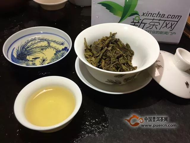 一杯融入五年時(shí)光的茶湯——記南詔御沱開湯貼