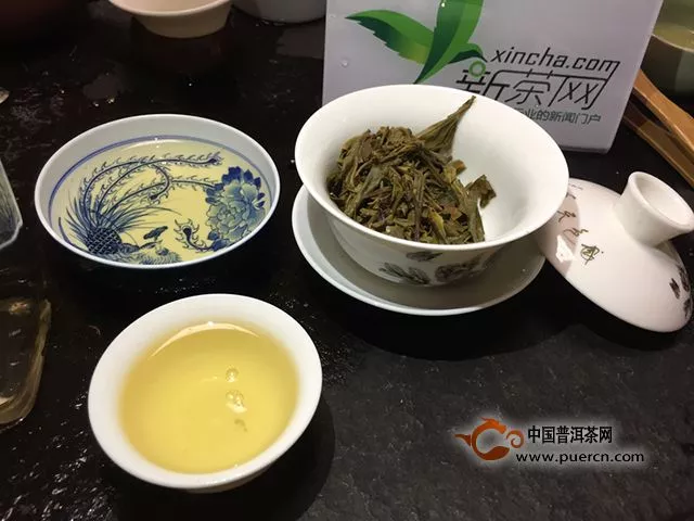 一杯融入五年時(shí)光的茶湯——記南詔御沱開湯貼