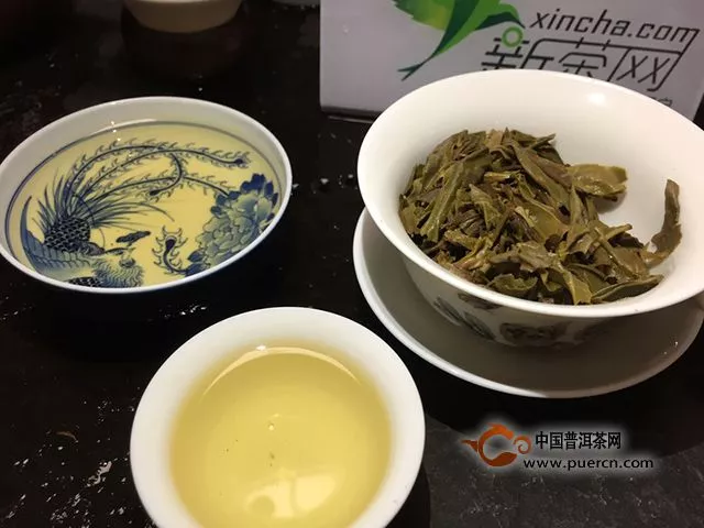 一杯融入五年時(shí)光的茶湯——記南詔御沱開湯貼