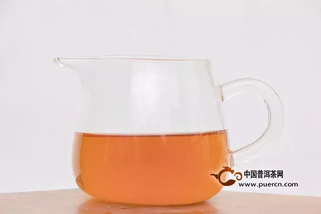 什么样的普洱茶值得收藏？越陈越香的本质是什么？