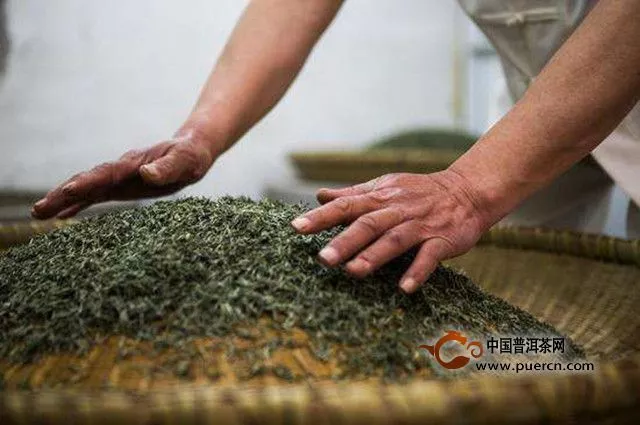 水仙茸勾茶的加工工序