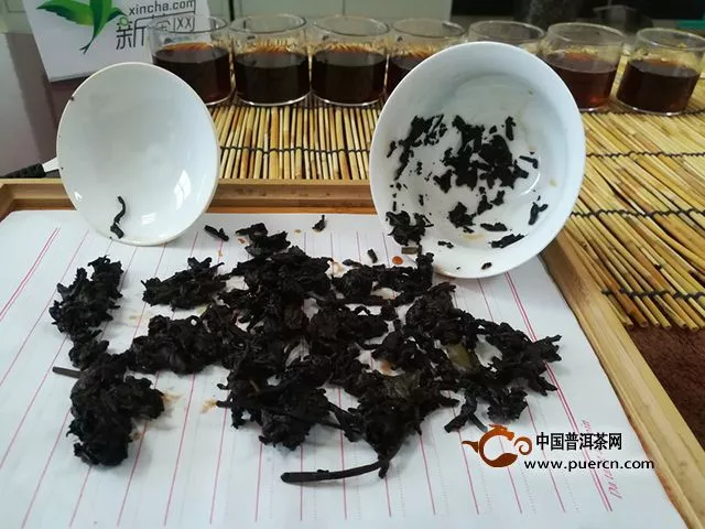 一款沒有出彩之處的老茶頭跟風(fēng)磚——1601批次千山葉老茶頭磚（熟普洱）試飲報告