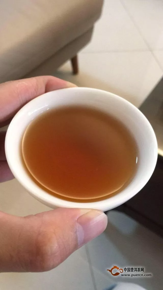 2016年八角亭 傳世珍藏?孔雀茶皇賞鑒報(bào)告