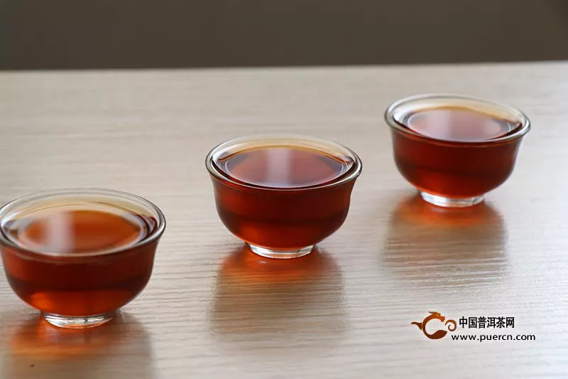 如何通过茶汤判断茶叶的品质