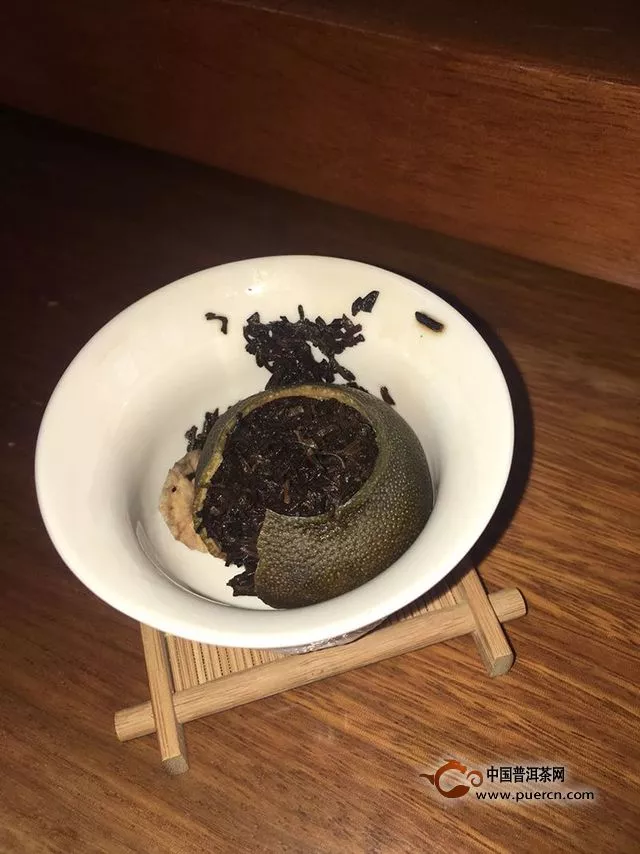 品茶人的臻品：小青柑茶