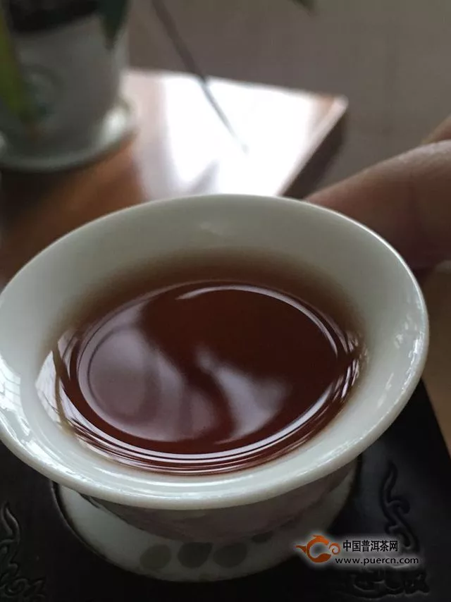 品茶人的臻品：小青柑茶
