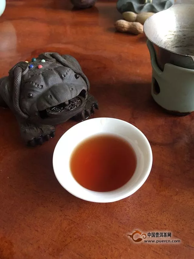 品茶人的臻品：小青柑茶