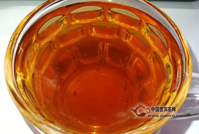 2015年杨普号·依止（熟茶）—— 不错的“勐海味儿”口粮熟茶