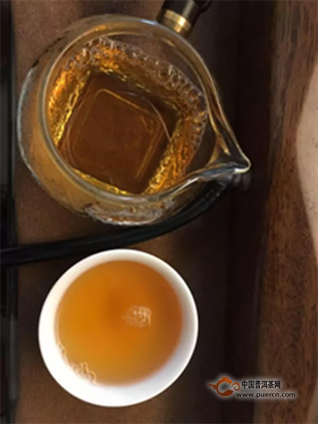 把茶冷眼看同志，借水靜心渡春尖｜老同志生態(tài)春尖品飲報(bào)告