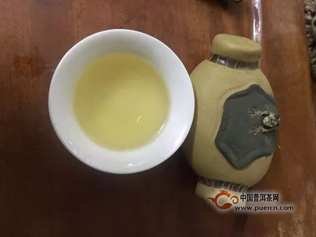 好一個南糯山古茶——一任天真