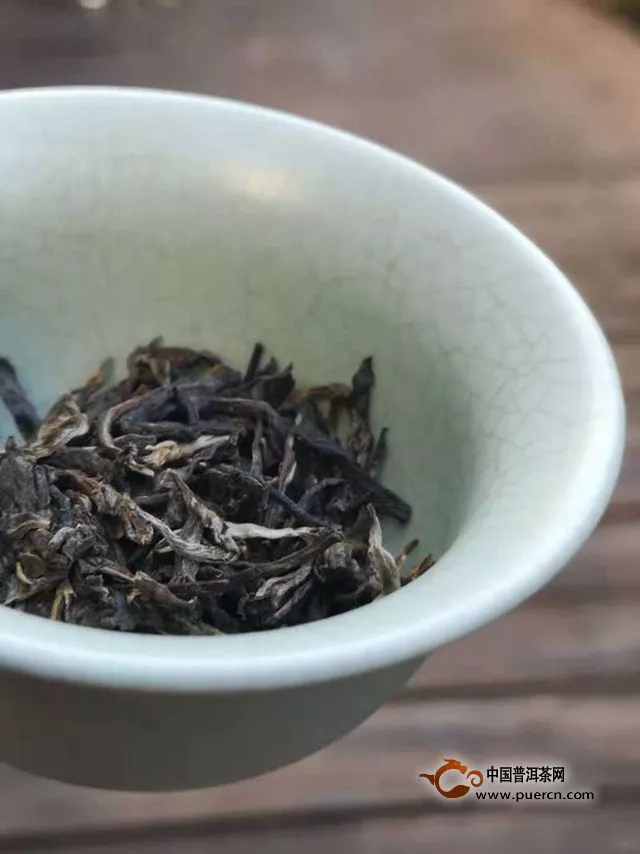 拉佤布傣大富賽老樹(shù)茶試用評(píng)測(cè)