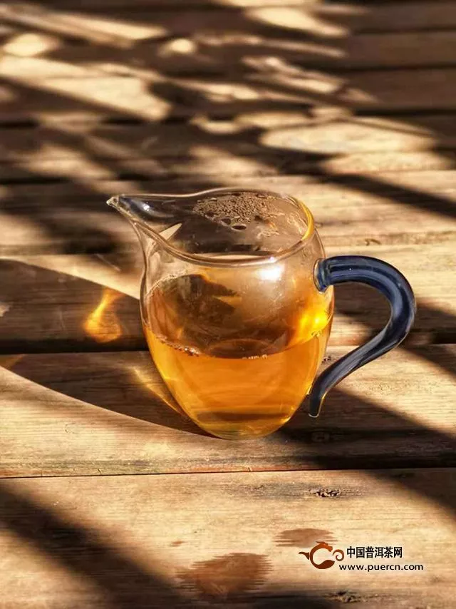 拉佤布傣大富赛老树茶试用评测