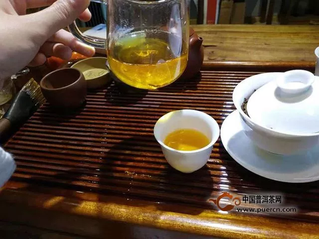 千山叶滇红茶试用评测