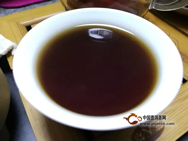 味釅湯紅濃——2017年信茂堂戰(zhàn)國(guó)七雄之楚熟茶品測(cè)