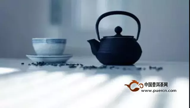 普洱茶里面，什么样的茶可以称之为“老茶”？