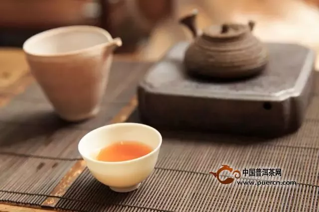 如何冲泡武夷岩茶铁罗汉？【图解冲泡步骤】