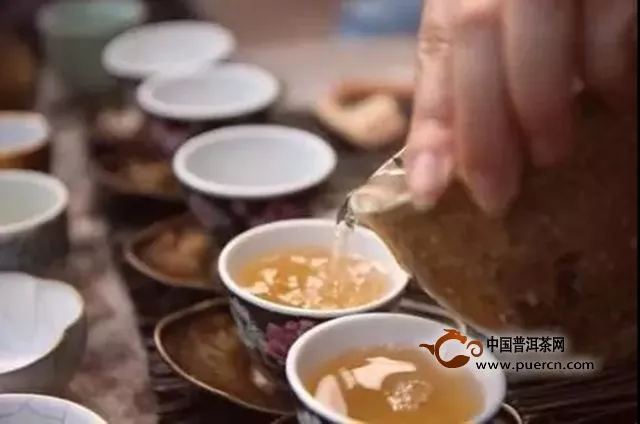 是什么原因导致普洱茶水味重？