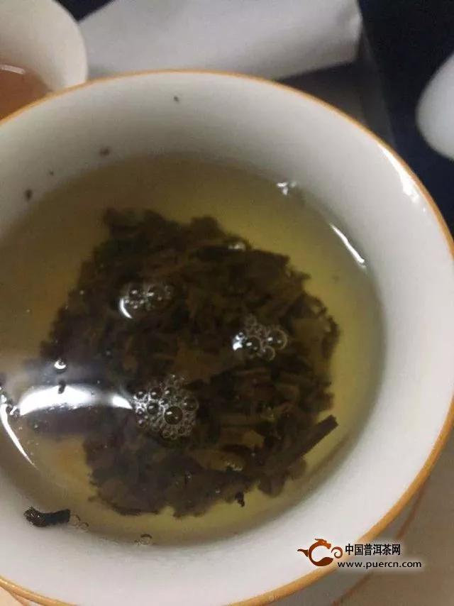 一看二聞三品——“中茶牌”福祿壽禧普洱生茶