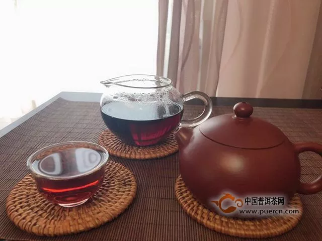 品味陈年-德凤普洱熟茶