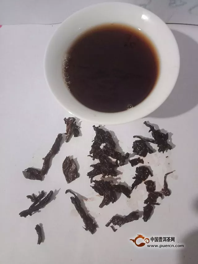 云南的味道------2017七彩云南老茶头熟茶250克试用报告