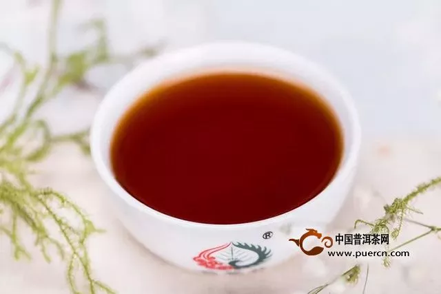 每日熟茶：品鉴熟茶品质的技巧