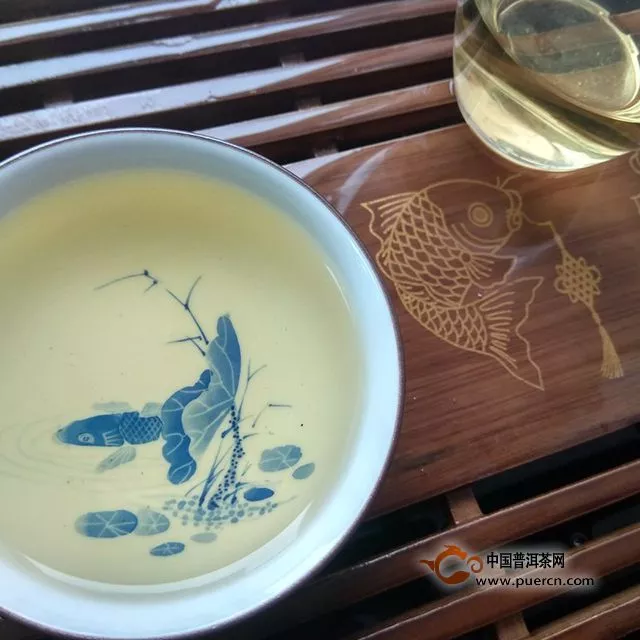 一任天真倚邦細(xì)腰子古樹純料茶測評報告