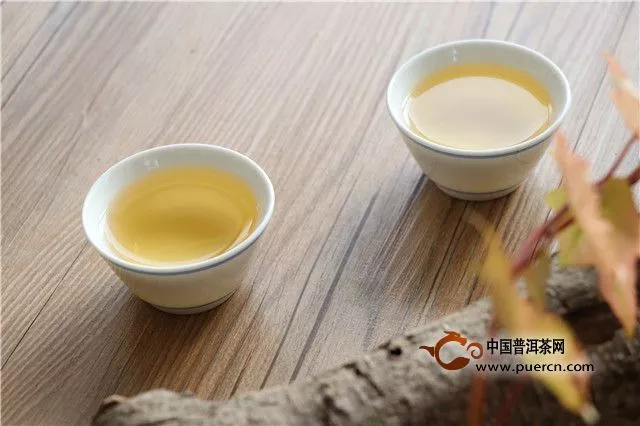 什么是普洱茶的自然陈化？ 