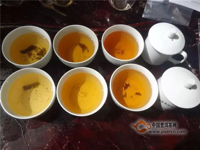 【凤庆茶厂品鉴会】喝一杯普洱茶，轻松应对“节后综合征”