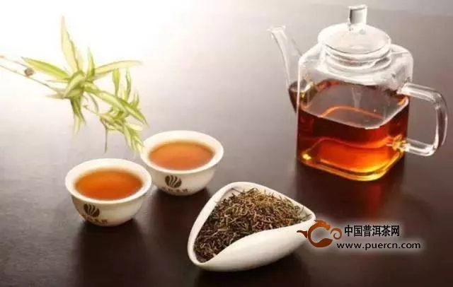 绿茶和普洱茶哪个减肥效果好？
