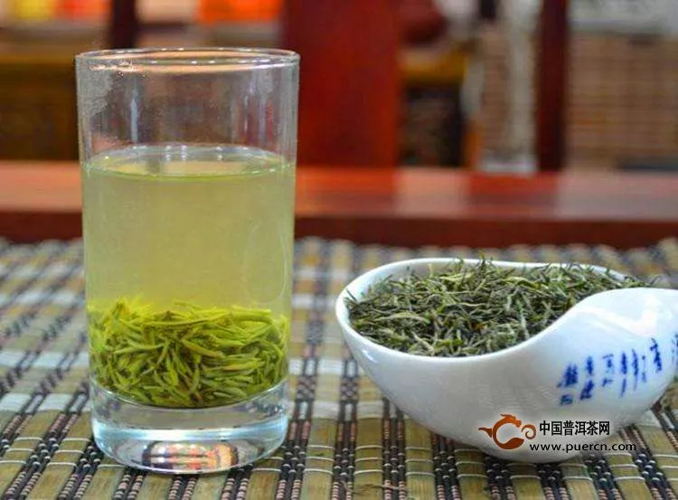 绿茶的保健功效，能长期喝吗