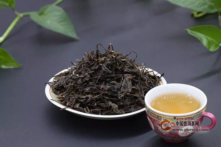 普洱生茶与绿茶的区别!