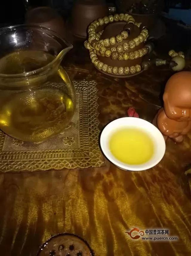2018年彩农茶秋老布朗生茶试用评测