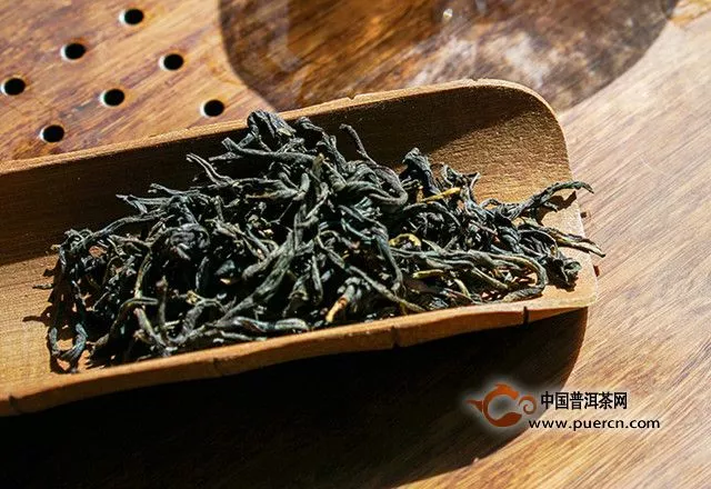 祁门红茶与正山小种红茶哪个更好喝？